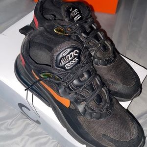 Nike Air Max 270 React